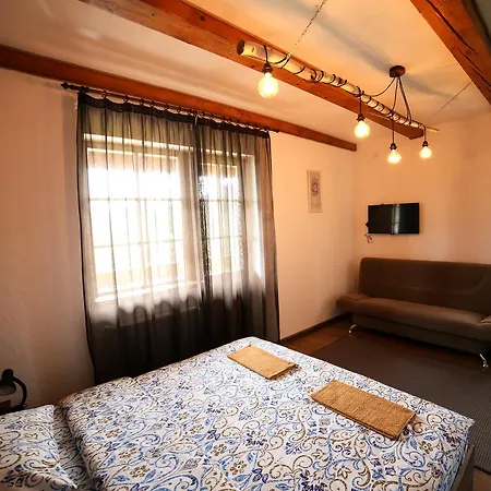 بيت ضيافة Buhiv *