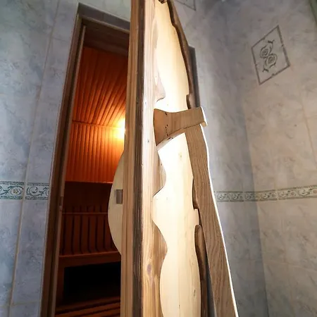 Buhiv Guest house *
